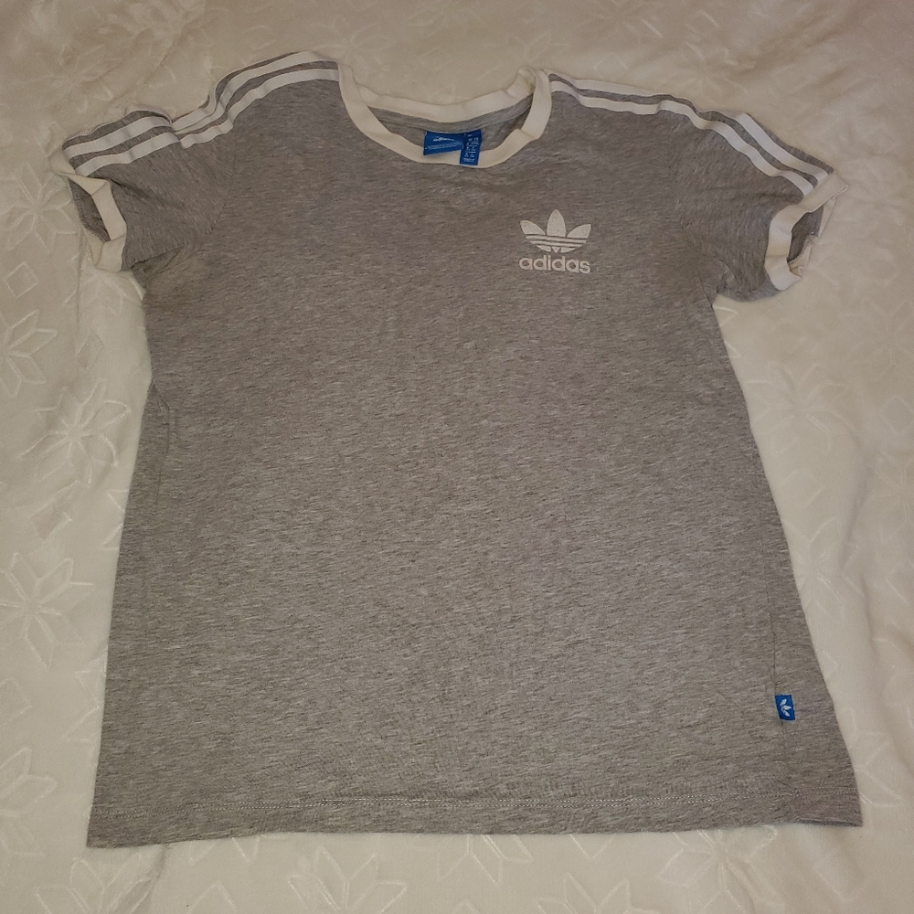 Adidas top